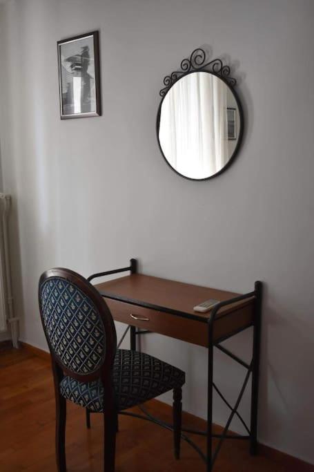 Central Apartment Athènes Extérieur photo